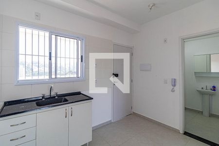 Cozinha de apartamento para alugar com 1 quarto, 25m² em Jardim Trussardi, São Paulo