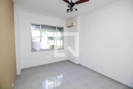 Sala de apartamento para alugar com 2 quartos, 66m² em Botafogo, Rio de Janeiro
