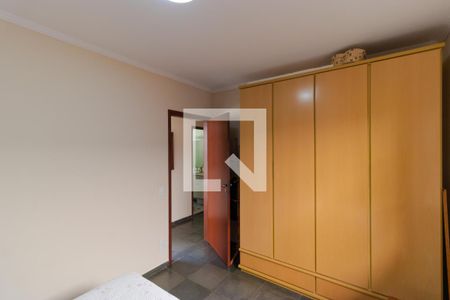 Casa à venda com 258m², 4 quartos e 3 vagasQuarto 01