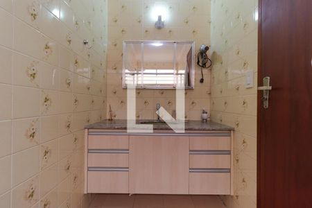 Casa à venda com 258m², 4 quartos e 3 vagasBanheiro da Suíte 01