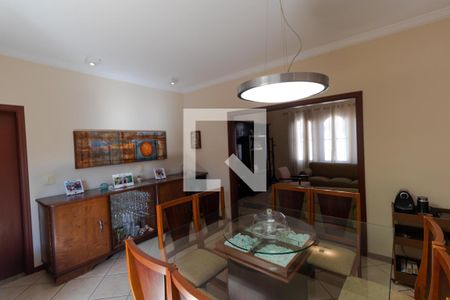 Casa à venda com 258m², 4 quartos e 3 vagasSala de Jantar