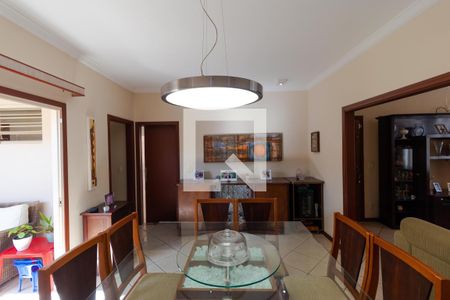 Casa à venda com 258m², 4 quartos e 3 vagasSala de Jantar