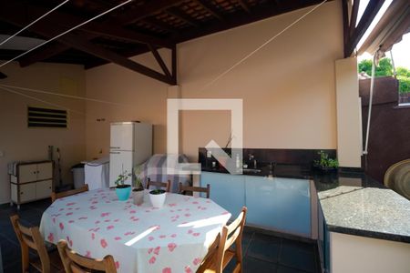 Casa à venda com 258m², 4 quartos e 3 vagasQuintal