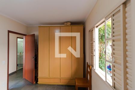 Casa à venda com 258m², 4 quartos e 3 vagasQuarto 01