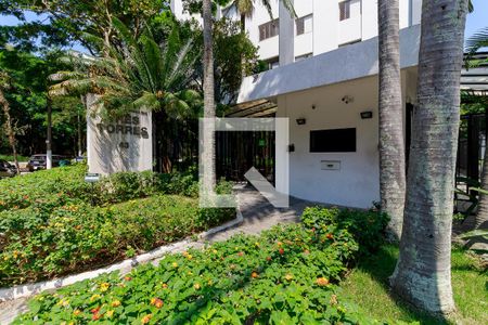 Apartamento à venda com 100m², 3 quartos e 1 vagaFachada