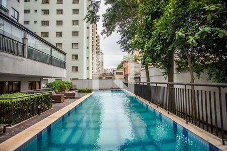 Apartamento à venda com 37m², 1 quarto e 1 vagaÁrea comum - Piscina