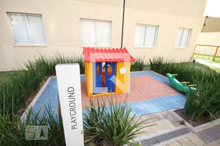 Apartamento à venda com 32m², 2 quartos e sem vagaÁrea comum - Playground