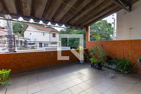 Casa à venda com 203m², 2 quartos e 2 vagasVaranda