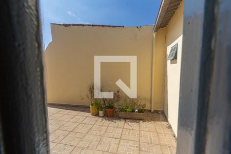 Vista da Sala de casa para alugar com 1 quarto, 45m² em Vila Cecília Maria, Santo André