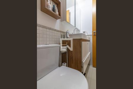 Apartamento à venda com 73m², 2 quartos e 1 vagaSuíte - Banheiro