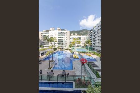 Apartamento à venda com 73m², 2 quartos e 1 vagaÁrea comum - Piscina