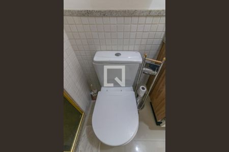 Apartamento à venda com 73m², 2 quartos e 1 vagaSuíte - Banheiro