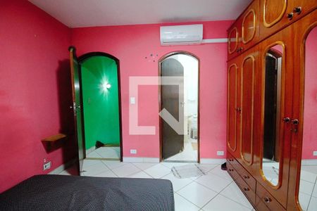 Casa de condomínio à venda com 140m², 3 quartos e 1 vaga Casa de condomínio à venda com 140m², 3 quartos e 1 vagaSuíte 2