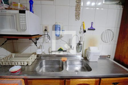 Casa de condomínio à venda com 140m², 3 quartos e 1 vaga Casa de condomínio à venda com 140m², 3 quartos e 1 vagaCozinha