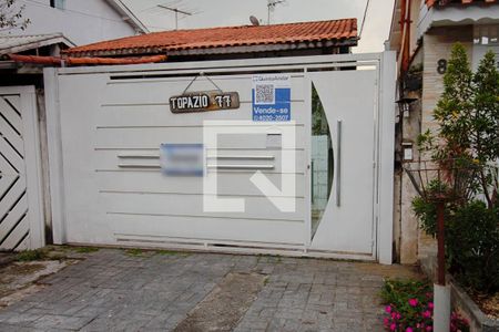 Casa de condomínio à venda com 140m², 3 quartos e 1 vaga Casa de condomínio à venda com 140m², 3 quartos e 1 vagaFachada