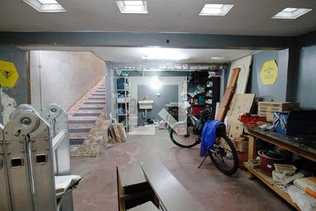 Casa de condomínio à venda com 140m², 3 quartos e 1 vaga Casa de condomínio à venda com 140m², 3 quartos e 1 vagaQuarto de Serviço