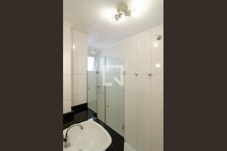 Apartamento à venda com 65m², 3 quartos e 2 vagas Apartamento à venda com 65m², 3 quartos e 2 vagasBanheiro Social