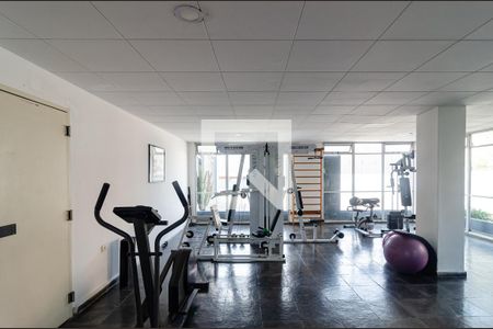 Apartamento à venda com 65m², 3 quartos e 2 vagas Apartamento à venda com 65m², 3 quartos e 2 vagasAcademia