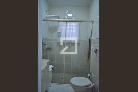 Casa à venda com 200m², 3 quartos e 2 vagasBanheiro da Suíte