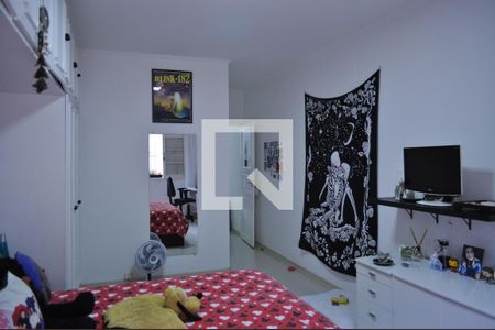 Casa à venda com 200m², 3 quartos e 2 vagasQuarto 3