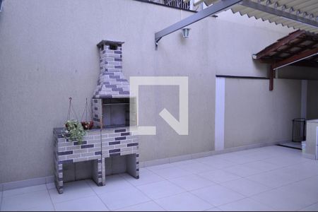 Casa à venda com 200m², 3 quartos e 2 vagasChurrasqueira