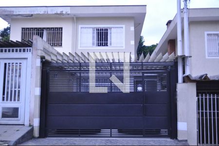 Casa à venda com 200m², 3 quartos e 2 vagasFachada
