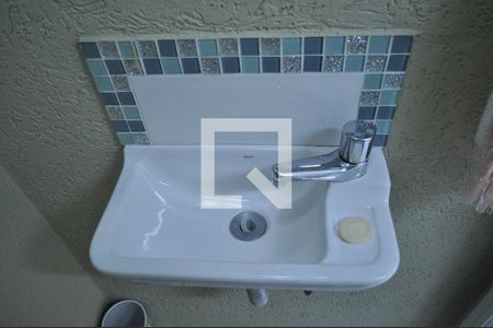 Casa à venda com 200m², 3 quartos e 2 vagasBanheiro de Serviço