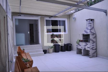 Casa à venda com 200m², 3 quartos e 2 vagasChurrasqueira