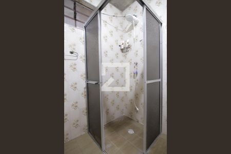 Casa à venda com 280m², 3 quartos e 2 vagasBanheiro