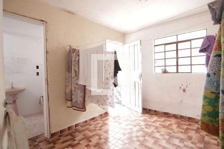 Casa à venda com 280m², 3 quartos e 2 vagasÁrea de serviço