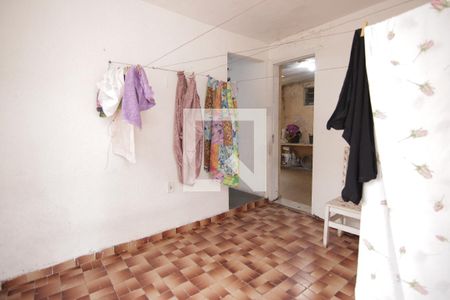 Casa à venda com 280m², 3 quartos e 2 vagasÁrea de serviço