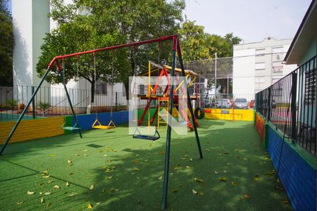 Apartamento para alugar com 60m², 2 quartos e 1 vagaÁrea comum - Playground