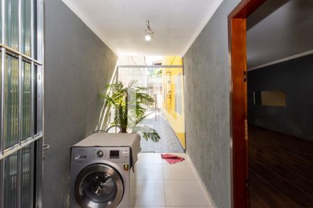 Casa à venda com 250m², 5 quartos e 2 vagasEntrada