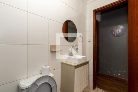 Casa à venda com 250m², 5 quartos e 2 vagasBanheiro Social