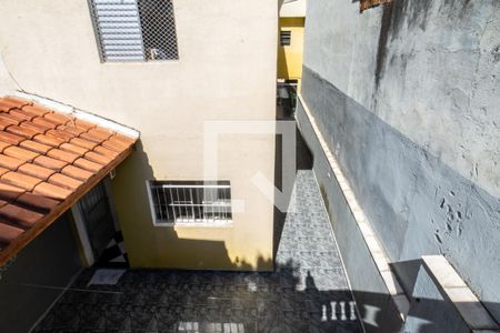 Casa à venda com 250m², 5 quartos e 2 vagasFundos