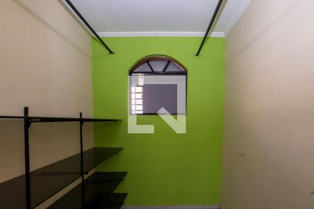 Casa à venda com 250m², 5 quartos e 2 vagasCloset