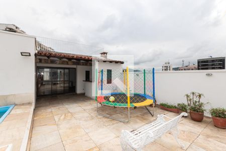 Apartamento à venda com 240m², 4 quartos e 2 vagasCobertura externa