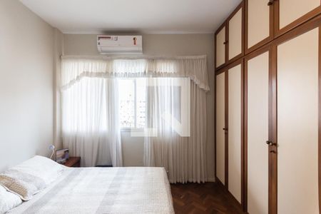 Apartamento à venda com 240m², 4 quartos e 2 vagasSuíte