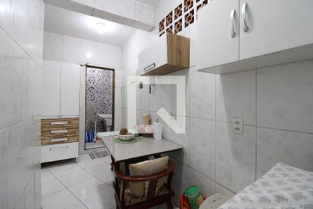 Casa à venda com 285m², 3 quartos e sem vagaCozinha