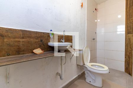 Casa à venda com 75m², 2 quartos e sem vagaBanheiro