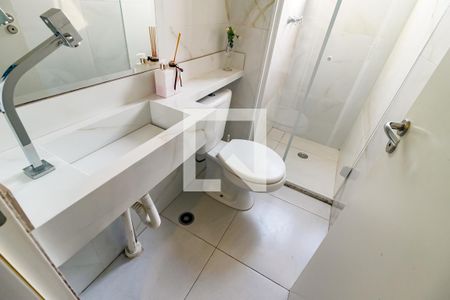 Apartamento à venda com 47m², 2 quartos e 1 vaga Apartamento à venda com 47m², 2 quartos e 1 vagaBanheiro Corredor