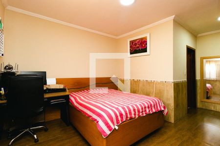 Casa à venda com 300m², 4 quartos e 3 vagasQuarto 3 - Suíte