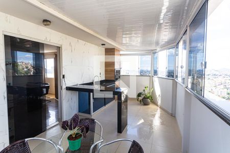 Apartamento à venda com 200m², 3 quartos e 4 vagasCobertura Gourmet