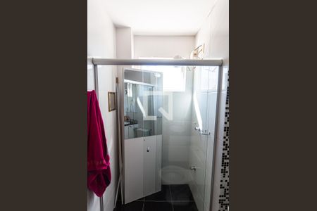 Apartamento à venda com 200m², 3 quartos e 4 vagasBanheiro da Suíte 2