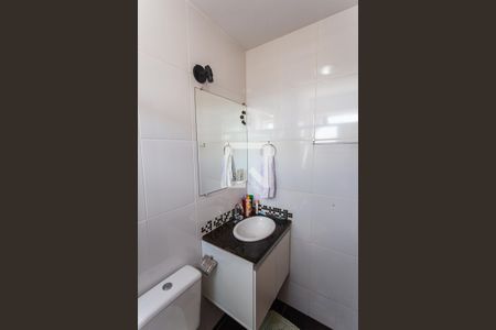 Apartamento à venda com 200m², 3 quartos e 4 vagasBanheiro da Suíte 2