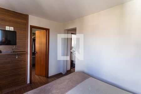 Apartamento à venda com 200m², 3 quartos e 4 vagasSuíte 1