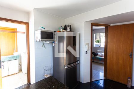 Apartamento à venda com 200m², 3 quartos e 4 vagasCozinha