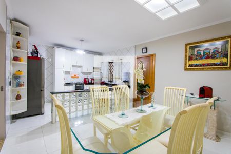 Casa à venda com 293m², 3 quartos e 3 vagas Casa à venda com 293m², 3 quartos e 3 vagasCopa