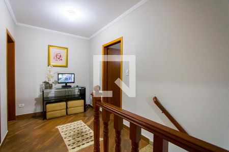 Casa à venda com 293m², 3 quartos e 3 vagas Casa à venda com 293m², 3 quartos e 3 vagasHall - Superior