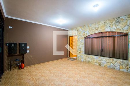 Casa à venda com 293m², 3 quartos e 3 vagas Casa à venda com 293m², 3 quartos e 3 vagasGaragem